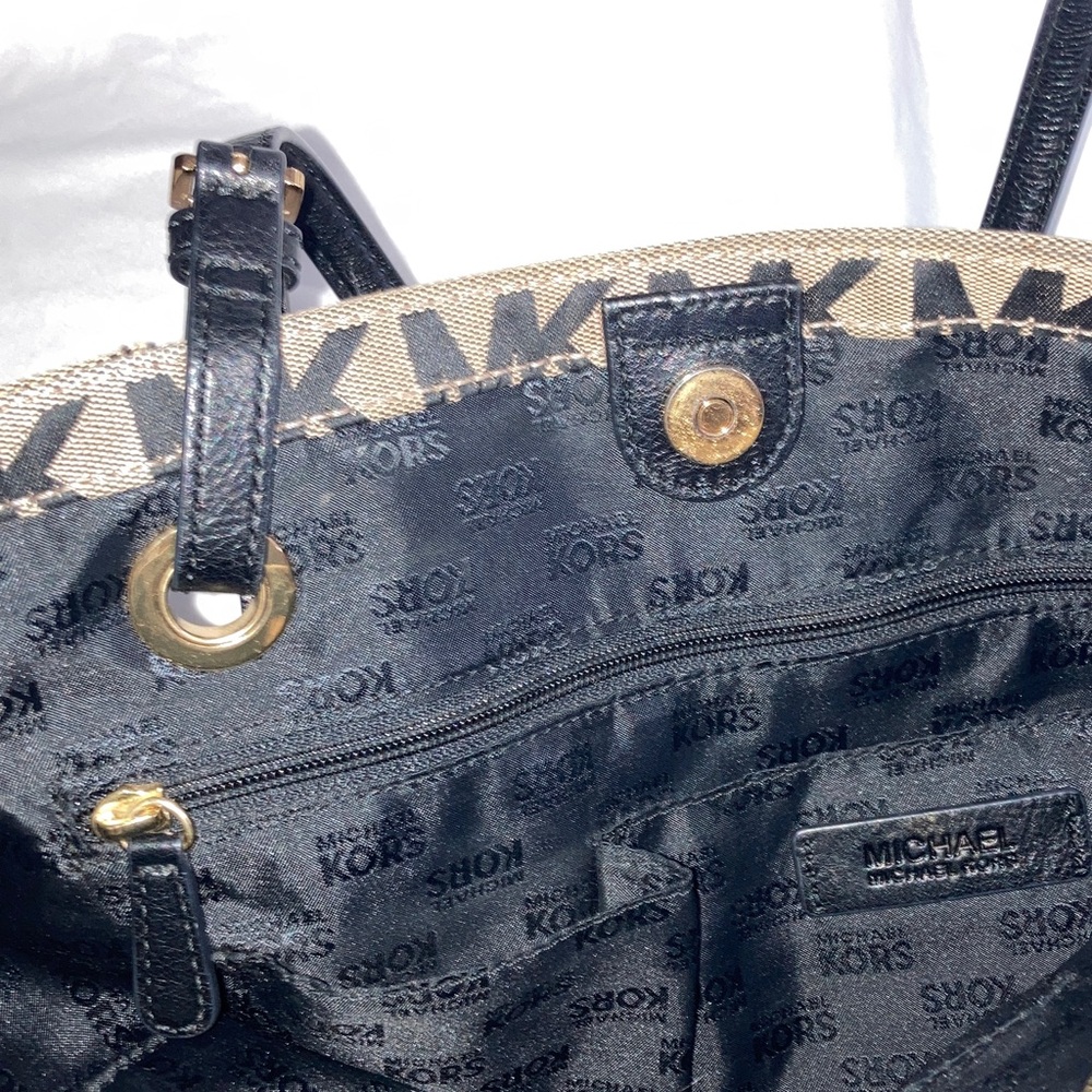 Michael Kors Signature Black and Tan Tote - Picture 9 of 10